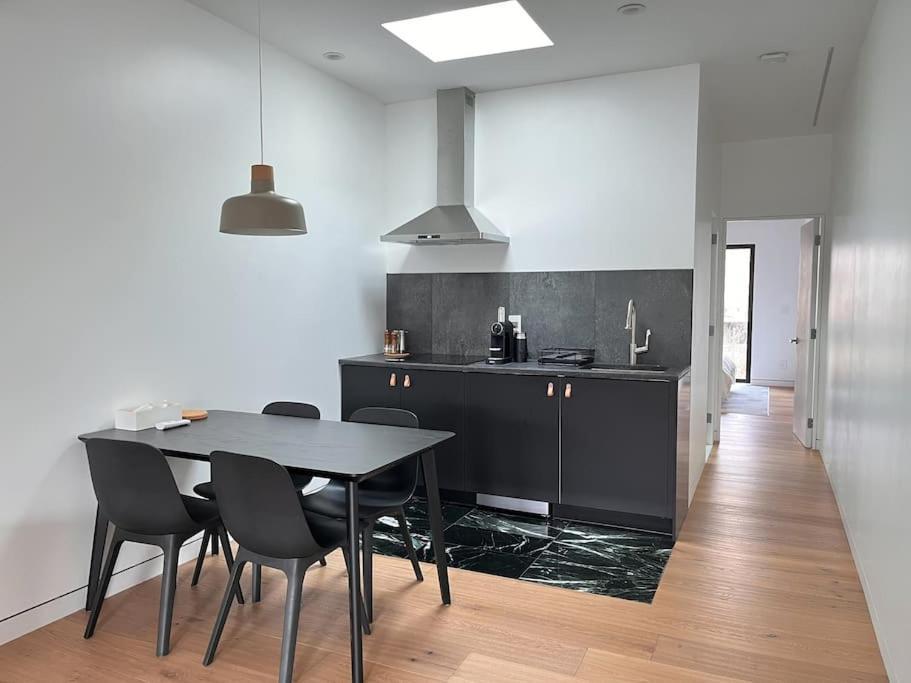 New Ample And Cozy One Bedroom In Brooklyn At Rem-casa Nueva York